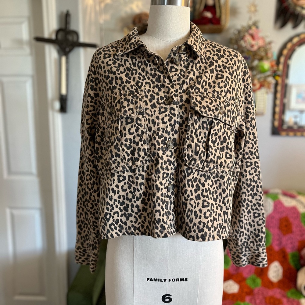 American Eagle Leopard Print Cropped Jacketet - image 5